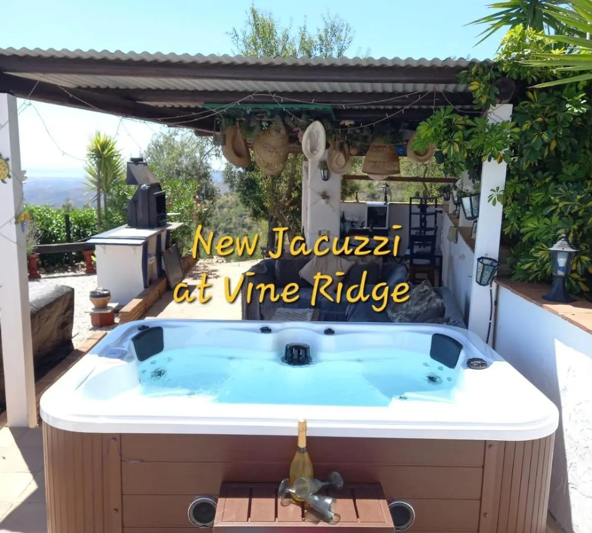 Vine Ridge Studio And Apartment Comares